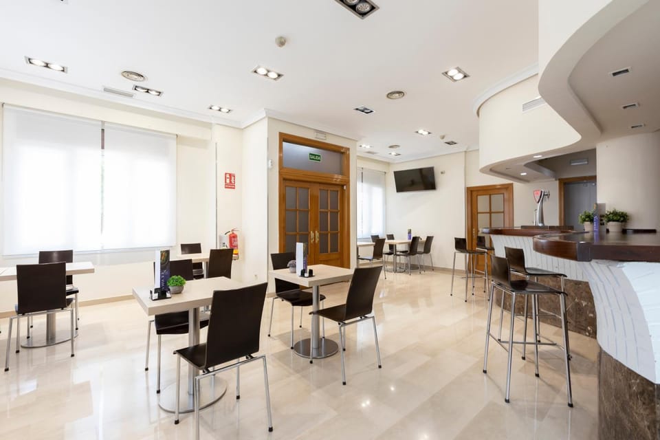 Bar/lounge