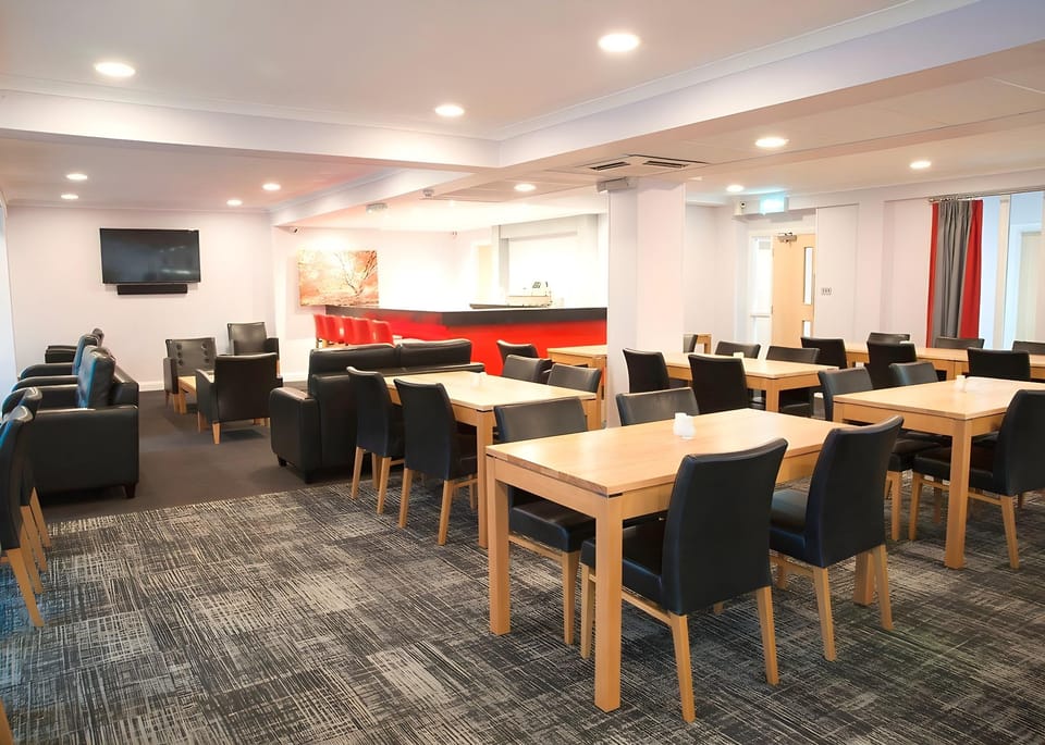 Riverside House Hotel Hotel in Cirencester