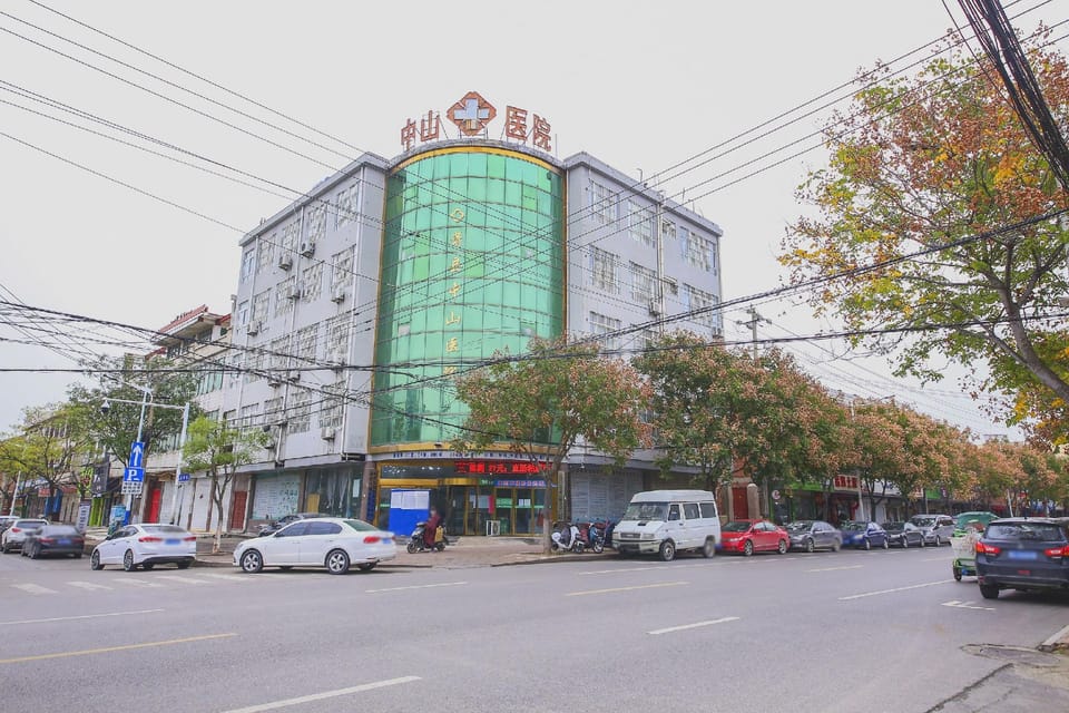 Home Inns - Suzhou Xiaoxian Jiankang Road Longxiao Park Huayi Select Hotel Hotel in Jiangsu