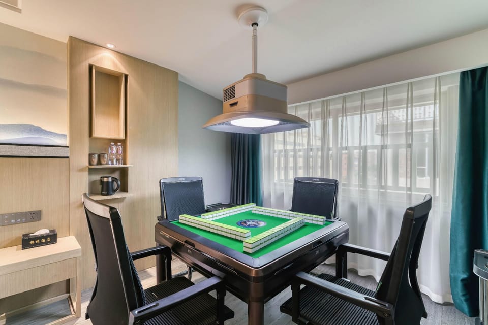 Jin Yue Hotel (Nian San Li Aegean Shopping Center Branch) Hotel in Hangzhou