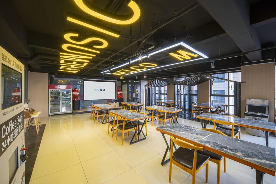 Anbo Youth Hostel (Hangzhou Binjiang Changhe Metro Station Branch) Hotel in Hangzhou