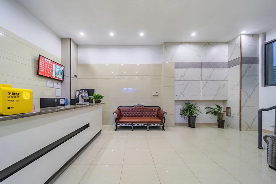 Full House Hotel (Shanghai Lingang New City Wanda Plaza Branch) Hotel in Shanghai