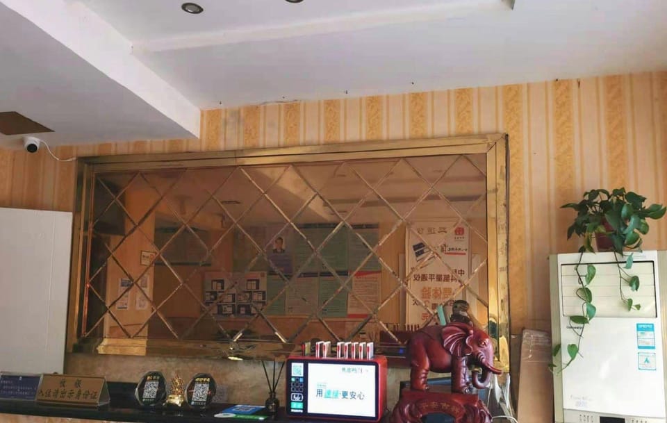 Chengdong Business Hotel (Langtao Road Branch) Hotel in Zhejiang