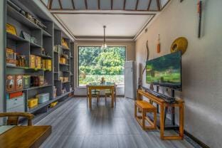 Lotus Origin · Wilderness Luxe Scenic Family Retreat (Ningguo Wannan  Highway Branch) Hotel in Zhejiang