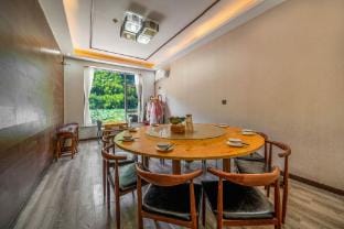 Lotus Origin · Wilderness Luxe Scenic Family Retreat (Ningguo Wannan  Highway Branch) Hotel in Zhejiang