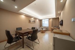 Vienna Hotel (Suzhou Xiaoxian Railway Station Zheshang Market Branch) Hotel in Jiangsu
