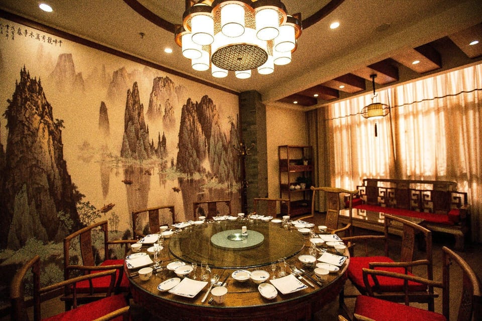 Runhua Business Hotel Hotel in China