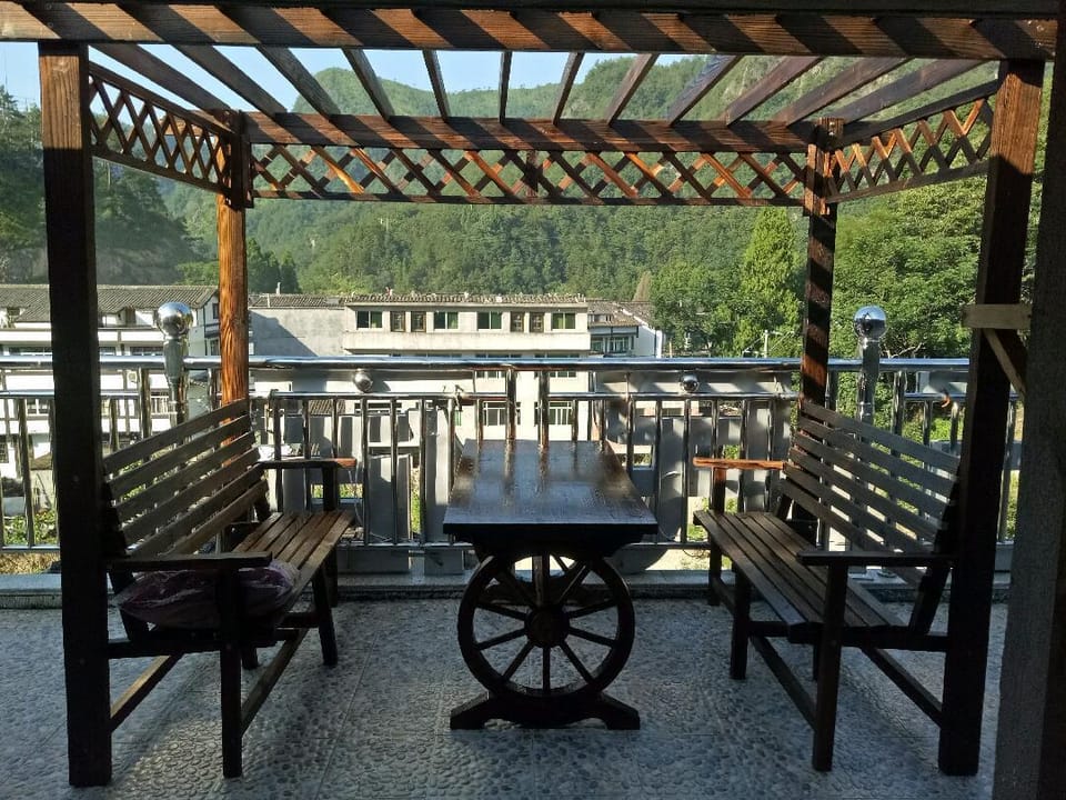 Yanshi Homestay Hotel in Zhejiang