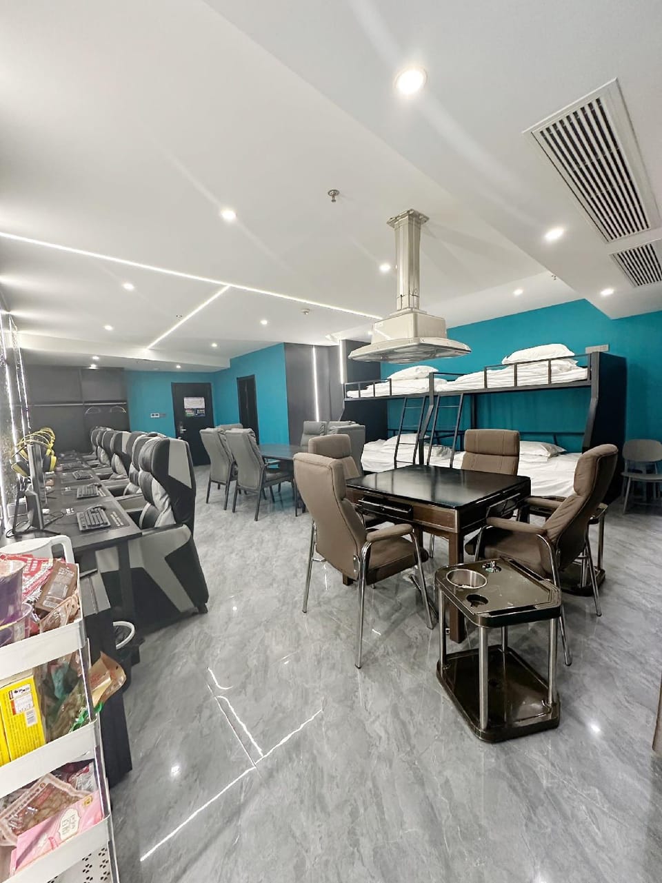 Solo Esports Boutique Hotel (Yintai City Branch) Hotel in Hangzhou