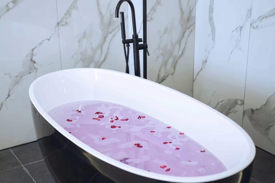 Solo Esports Boutique Hotel (Yintai City Branch) Hotel in Hangzhou