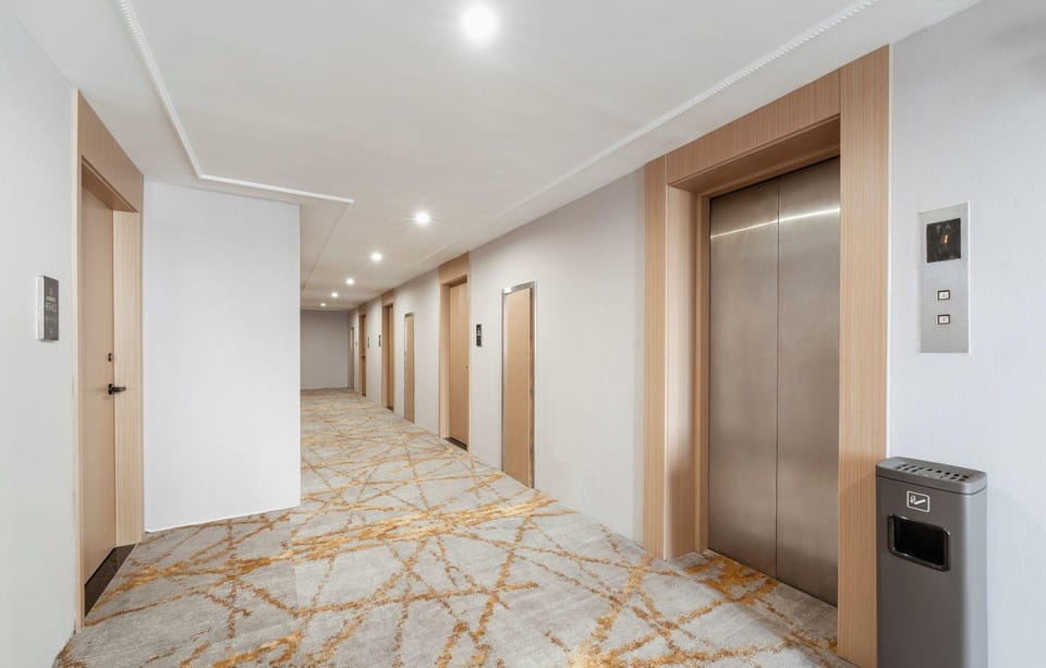 Guidu Garden Hotel (Baolong Plaza Branch) Hotel in Zhejiang
