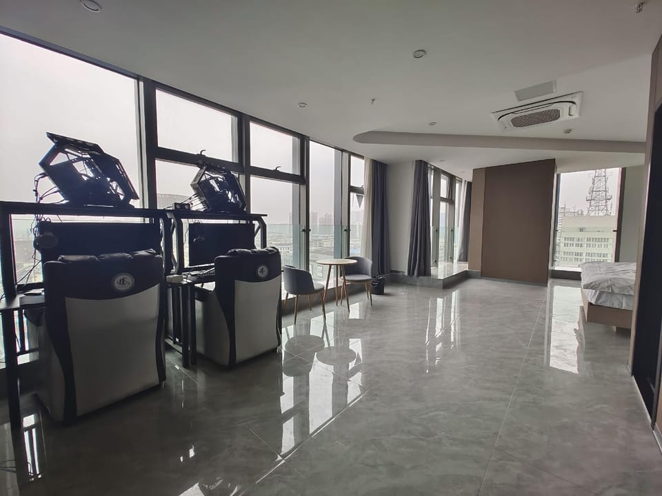 Play Rabbit Hotel (Suzhou Wanda CBD Plaza Branch) Hotel in Jiangsu
