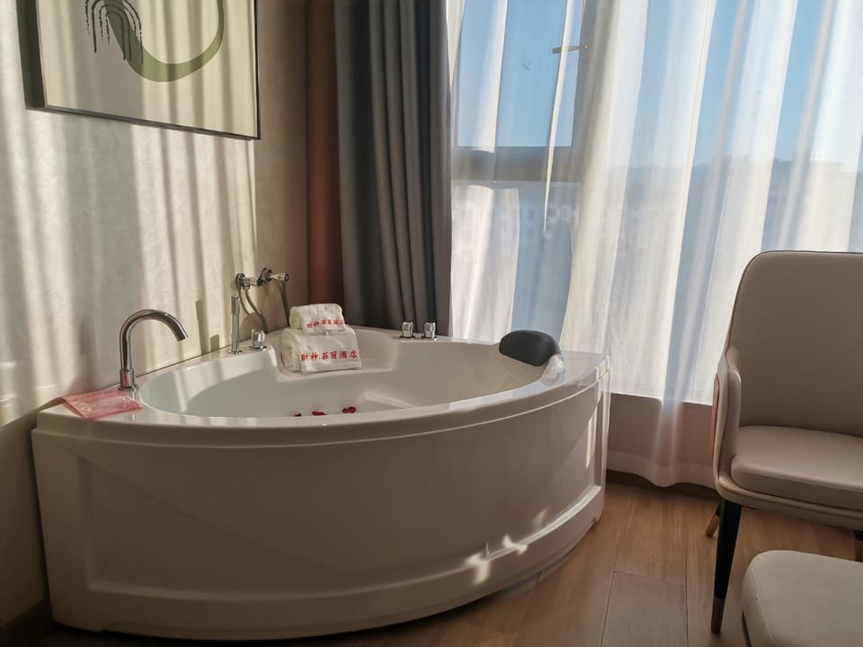 Caishen Feili Hotel (Yongkang South Railway Station Branch) Hotel in Zhejiang