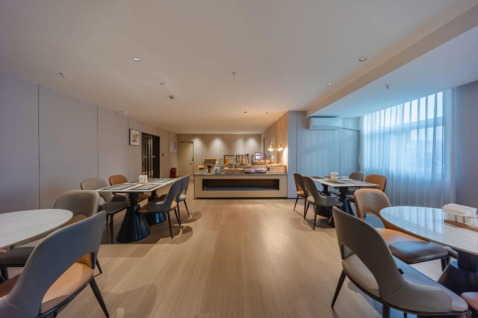Qiwu Yunshang Hotel (Chaohu High-speed Railway East Station Branch) Hotel in Jiangsu