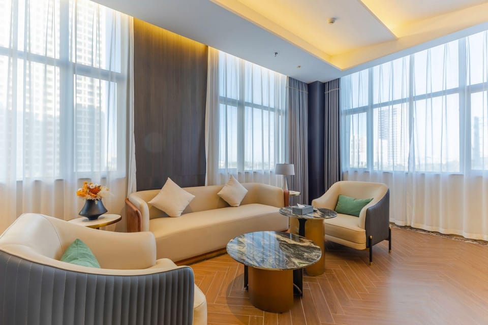 Weston Hotel (Jurong High-speed Railway Station Branch) Hotel in Nanjing