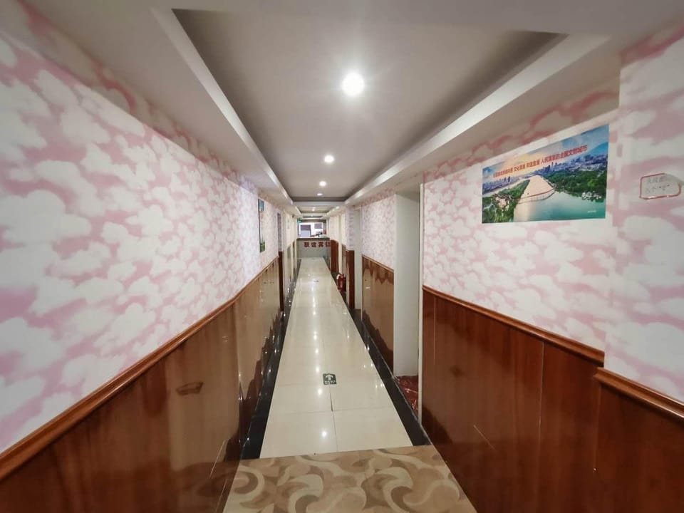 Lianyi Hotel Hotel in Zhejiang