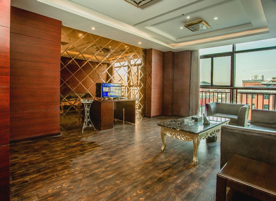 Meicheng Hotel (Zhenjiang South High-Speed Railway Station Branch) Hotel in Jiangsu