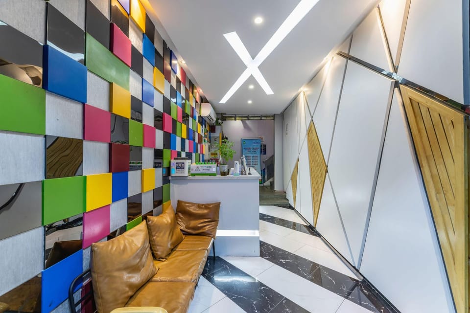 Yunqiju Hotel (Kunshan Yushan Square Metro Station Branch) Hotel in Shanghai
