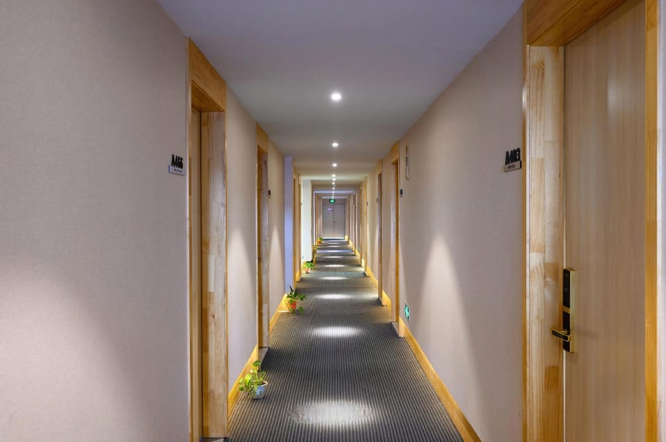 Nanyuan e-Home Selected Hotel (Yuyao Haijixingcheng Wholesale Market Branch) Hotel in Zhejiang