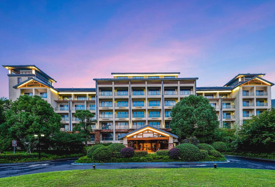 Jinniuhu Resort Hotel (Jinniuhu Wildlife Kingdom Branch, Liuhe District, Nanjing) Hotel in Nanjing