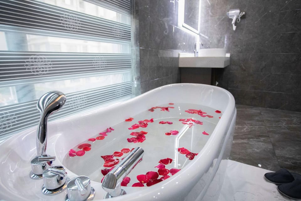 Oak Bay Holiday Hotel (Delta Park Branch) Hotel in Jiangsu