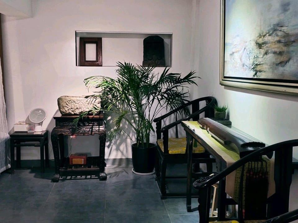 Museum Night B&B Hotel in Zhejiang