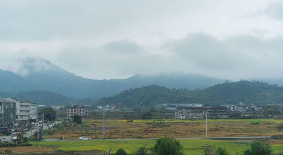 Lotus Pond Guesthouse Hotel in Zhejiang