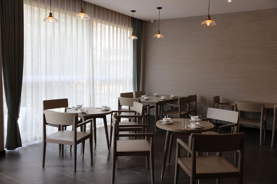 Bushe Wangyuan Hotel (Gengong Buddhist Kingdom Cultural Tourism Area Branch) Hotel in Zhejiang