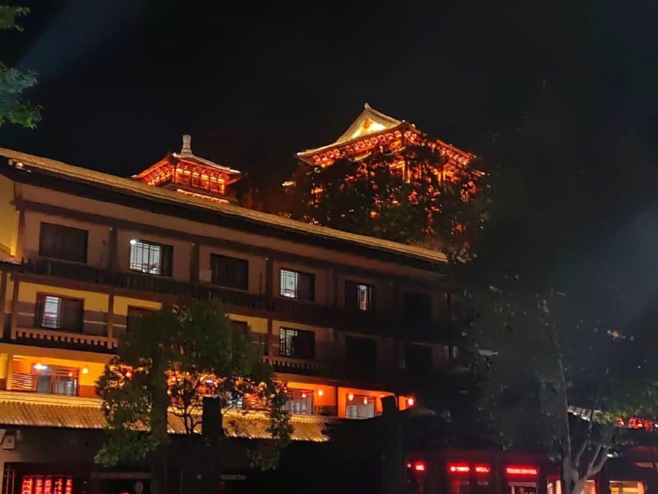 Bushe Wangyuan Hotel (Gengong Buddhist Kingdom Cultural Tourism Area Branch) Hotel in Zhejiang