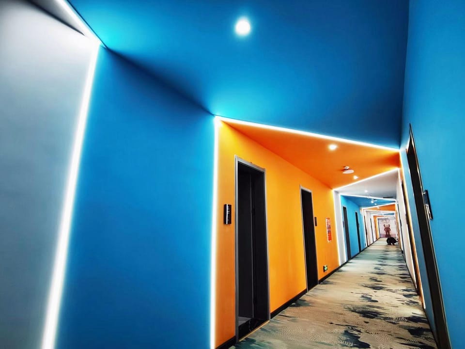 Aegean Luxury Theme Hotel (Peach Blossom Branch) Hotel in Jiangsu
