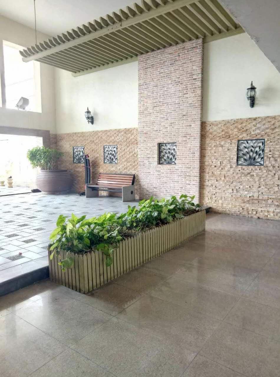 Chenlu Skyview B&B Hotel in Hong Kong