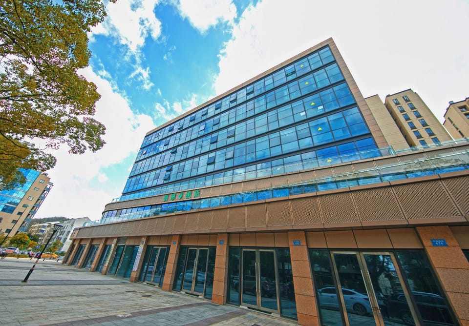 Four Seasons Hotel Hotel in Zhejiang