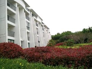 Zhu Jiajian lifeI B & B Hotel in Zhejiang