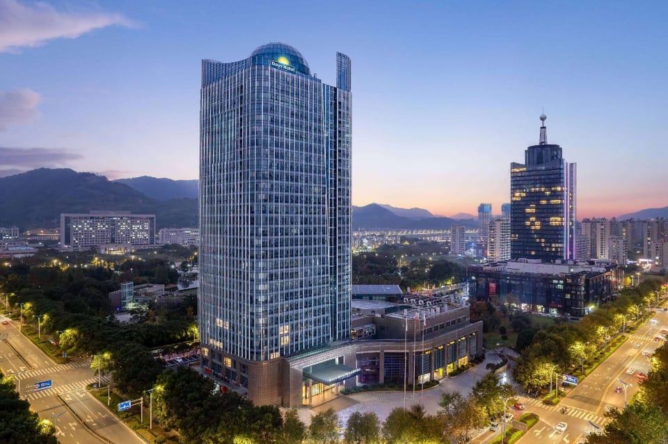 Days Hotel by Wyndham Taizhou Sanmen Hotel in Zhejiang