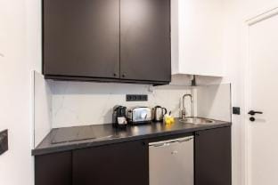 Cosy Studio near Bastille place Hotel in Paris