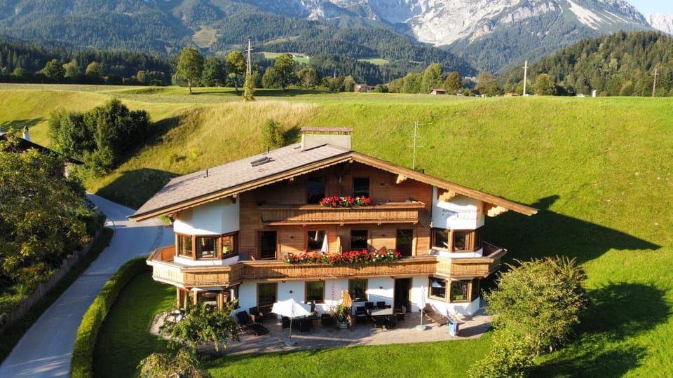 Appartementhaus Zum Schneider Hotel in Salzburgerland