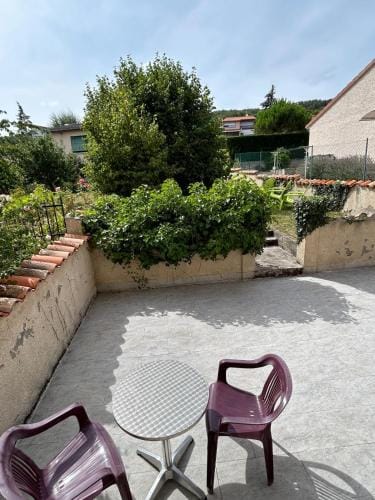 Chambre double Au TREFLE DORT Hotel in Auvergne-Rhône-Alpes