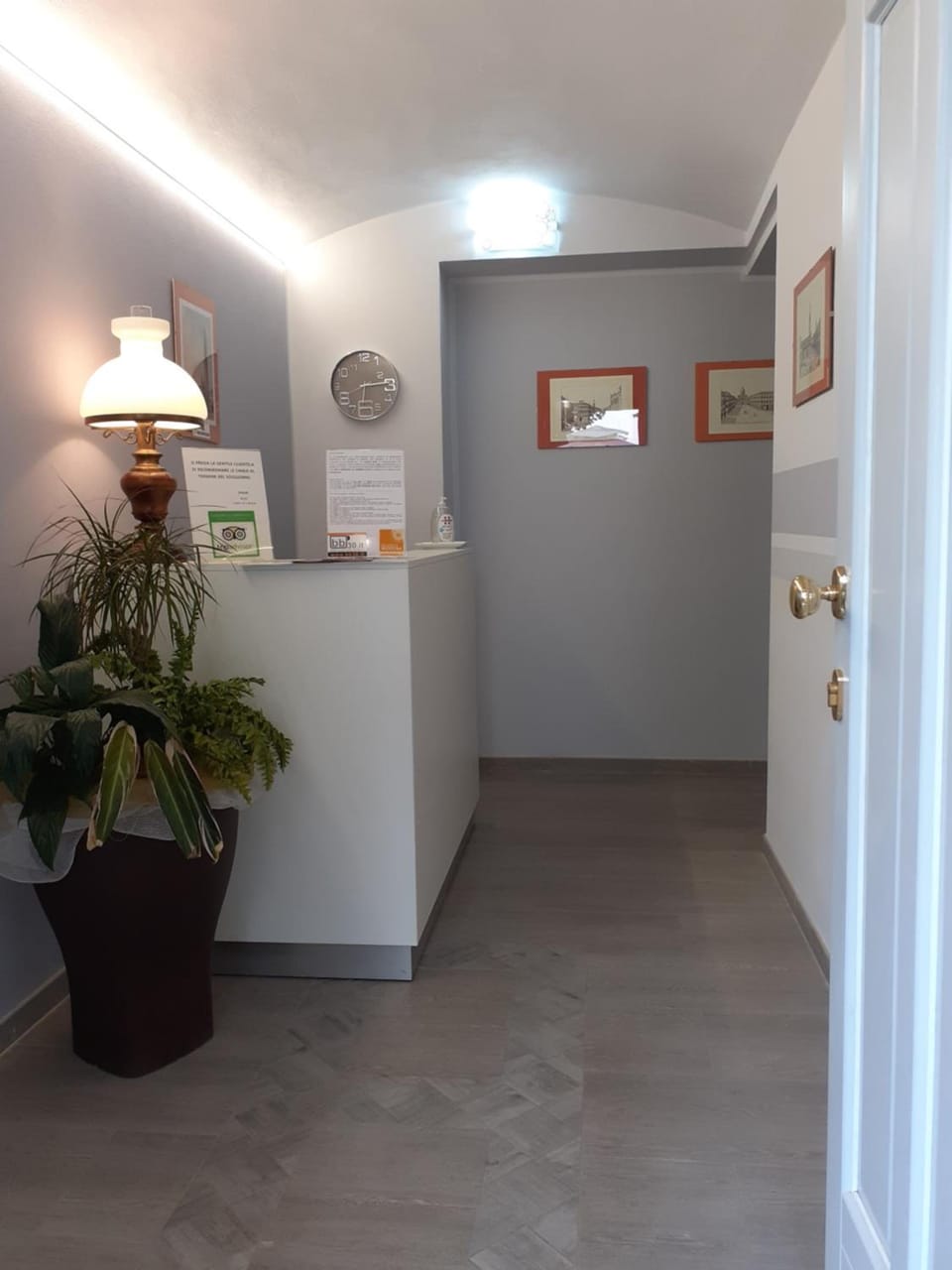 Royal Room & Breakfast Hotel in Modena