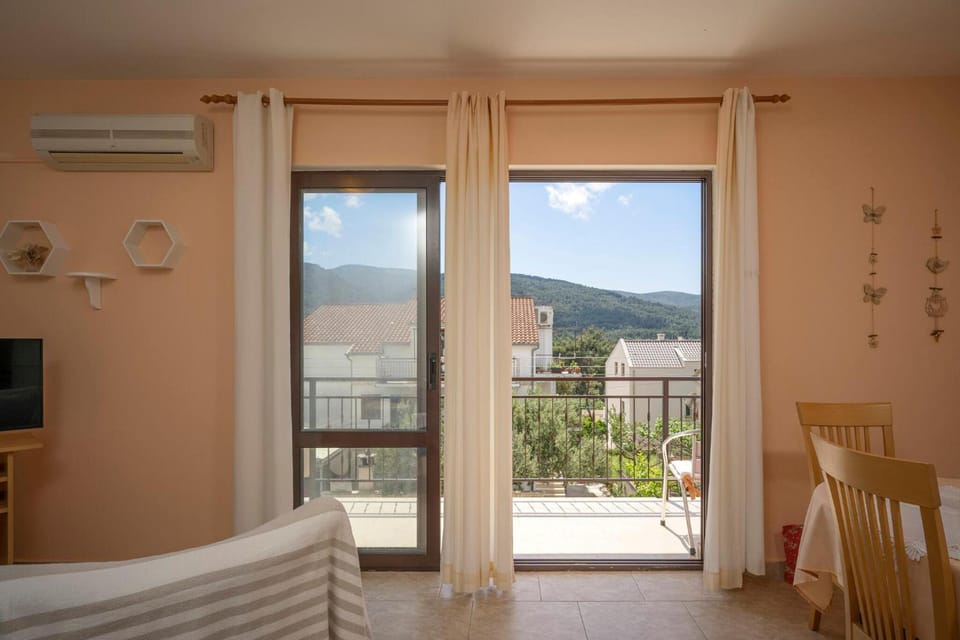 Apartments Zlata Hotel in Stari Grad