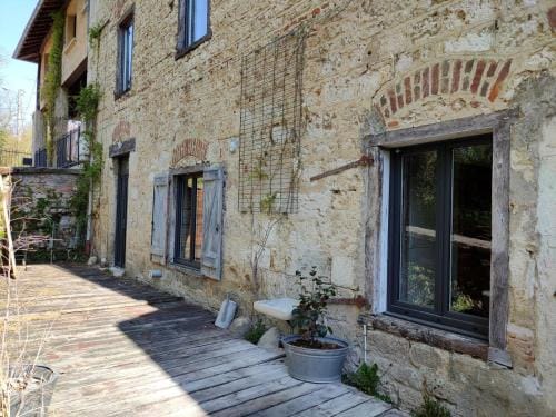 Gites du Longevent Appartement du Moulin Perouges Hotel in Auvergne-Rhône-Alpes