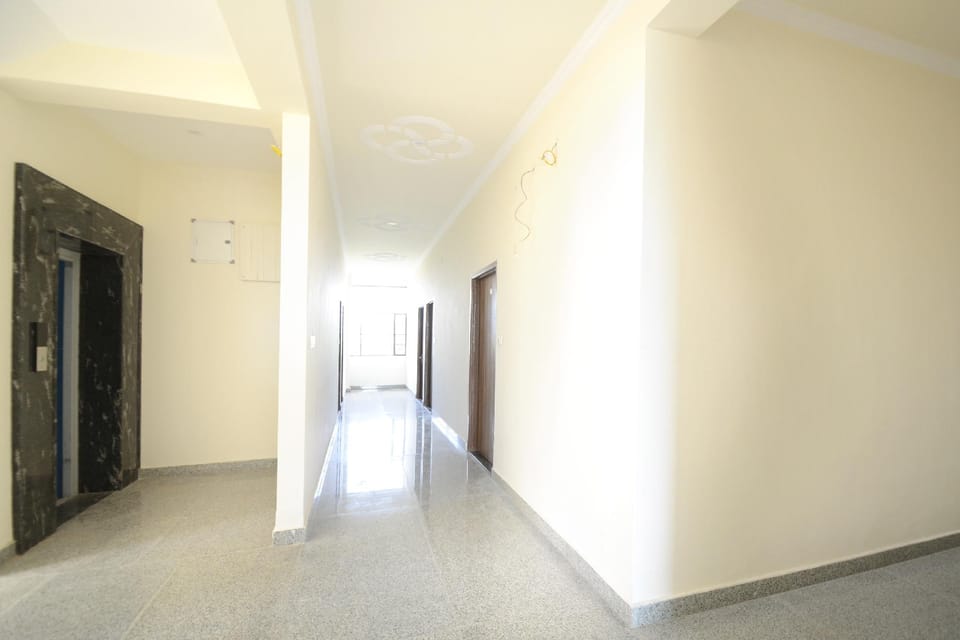 Hotel O aqueens Hotel in Jaipur