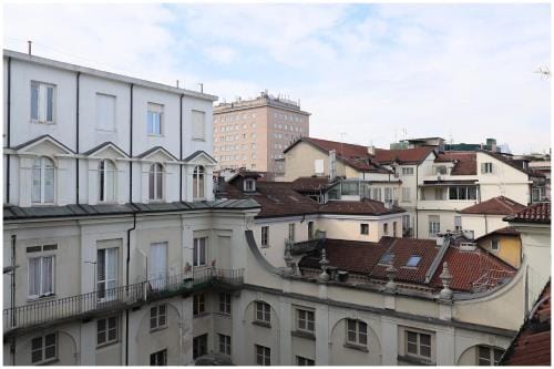 [Juvarra Palace] 5 minuti da P.ta Nuova WIFI - A/C Hotel in Turin