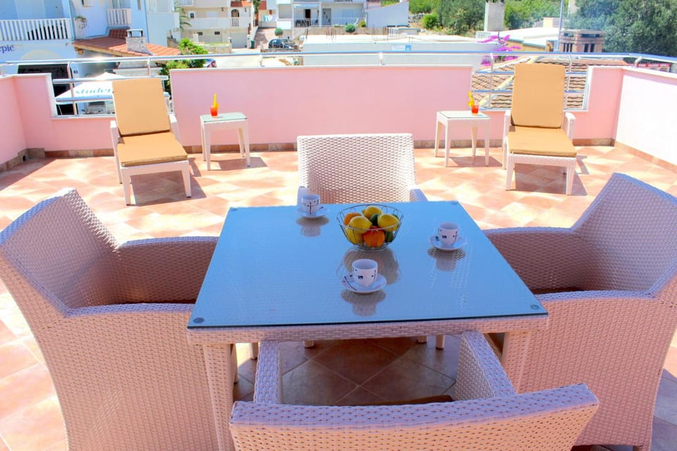 Apartments Stepic Hotel in Okrug Gornji