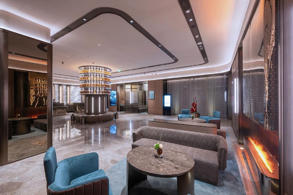 Crystal Orange Hotel Nanjing Jiangning Sasseur Southeast University Hotel in Nanjing