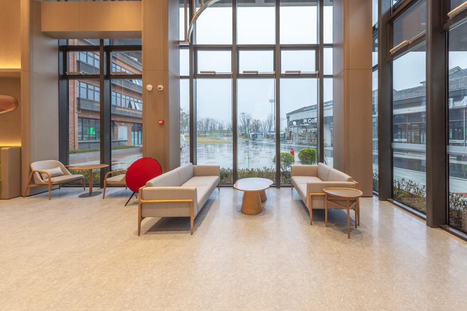 Ji Hotel Hefei South Railway Station Luogang Central Park Hotel in Jiangsu