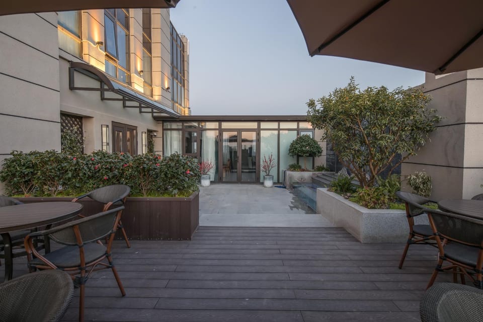 Orange Hotel Wuxi Shuofang Airport Hotel in Suzhou