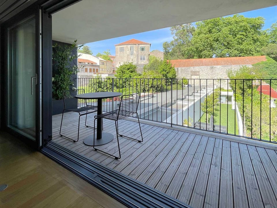Essencia Portuense Studios Inn in Porto