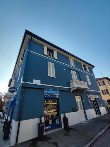 ROOMS,REGGIO AFFITTACAMERE con Bagno Privato, TV, Clima , Wi-Fi Hotel in Reggio Emilia