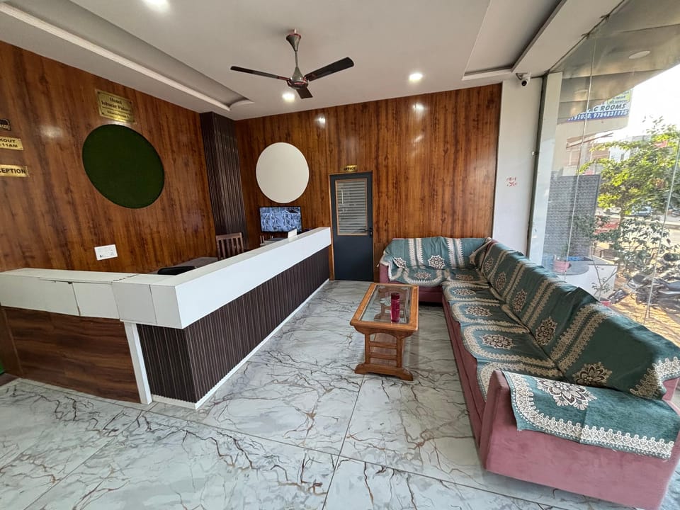 Hotel Ishwar Palace Hotel in Rajasthan