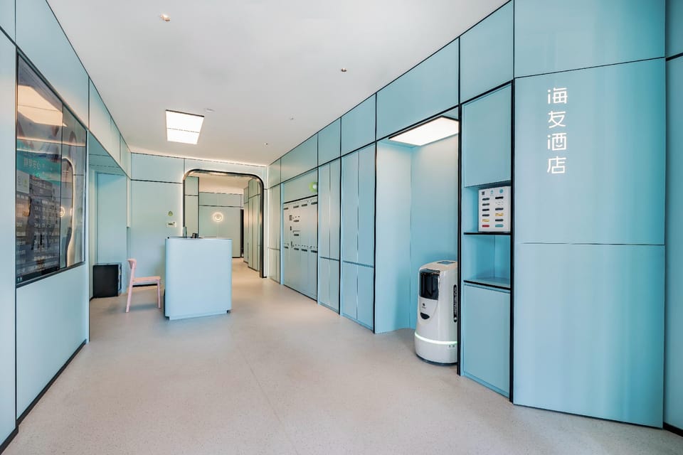 Hi Inn Beijing Guomao Jiulongshan Metro Station Hotel in Beijing